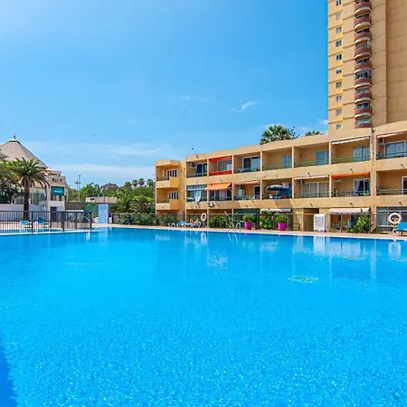 Vistas Ocean View Ph08